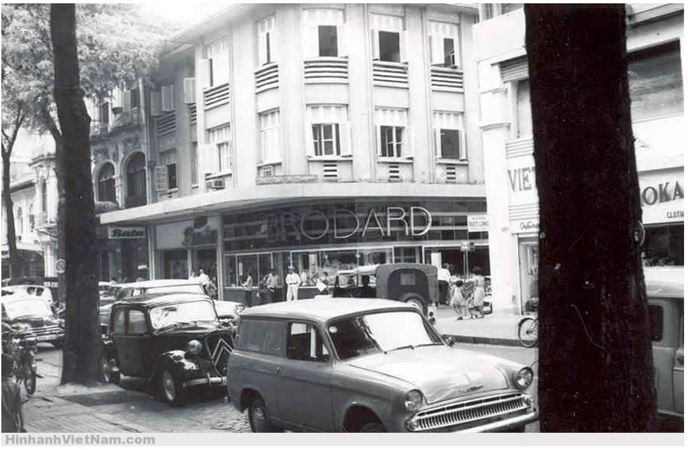 Hình ảnh Brodard Café xưa