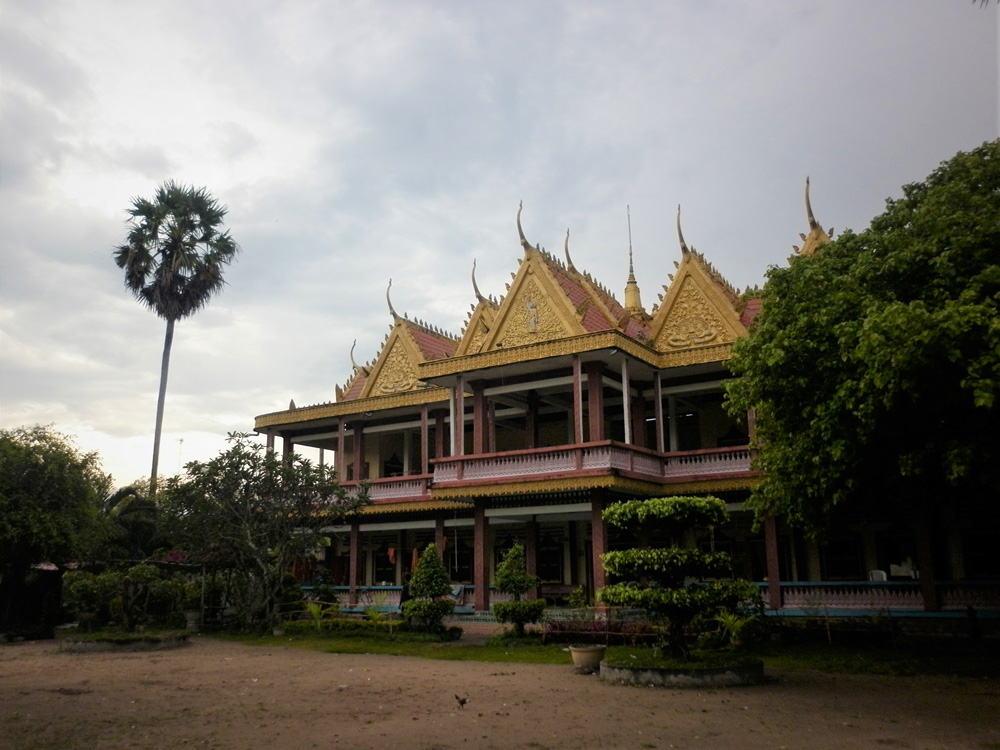 Van Dau Pagoda