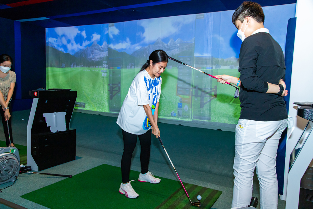 Golf 3D giúp người chơi dễ dàng điều chỉnh kỹ thuật thông qua các số liệu phân tích màn hình